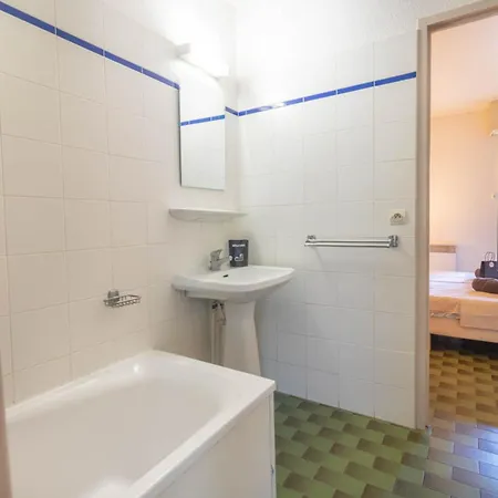 Vanae, T2 Terrasse, Piscine, A Pied, Parking אגדה